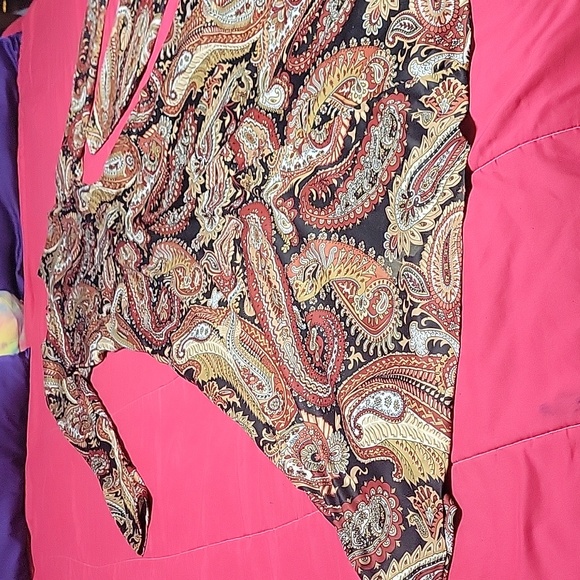 Vintage 1970's paisley dress w/ neck scarf - Picture 4 of 12